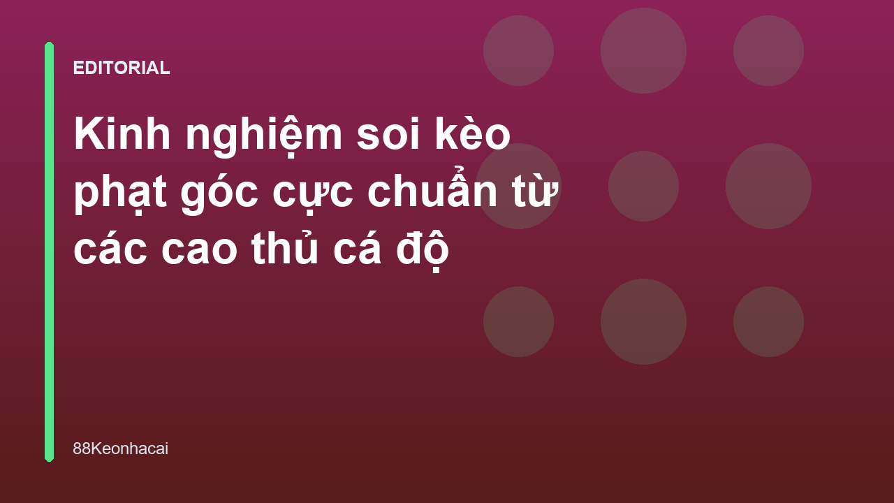 Người chơi đang phân tích kèo phạt góc trên máy tính